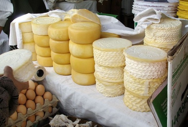 artisanal-cheese-from-the-republic-of-the-congo