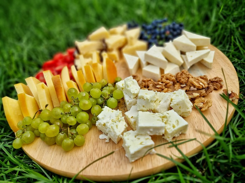 discovering-burduf-cheese-from-romania-cheese-the-cheese-place