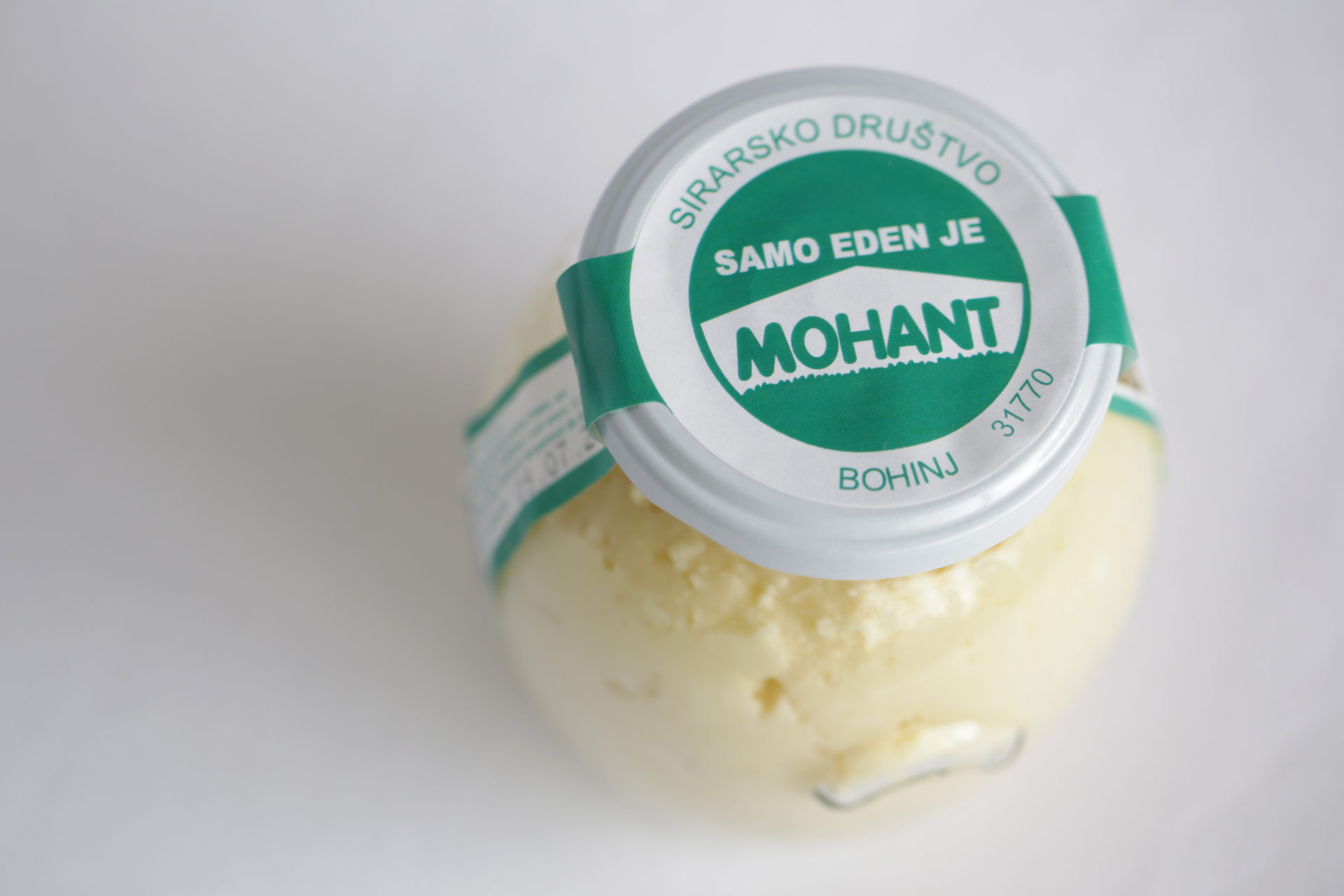 discovering-mohant-cheese-of-slovenia-the-cheese-place