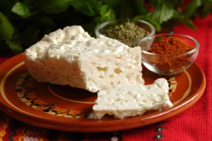 discovering-strandzha-cheese-cheese-of-bulgaria-the-cheese-place-2
