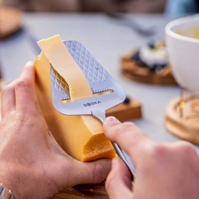 plane-cheese-slicer-uses-materials-care-buying-guide
