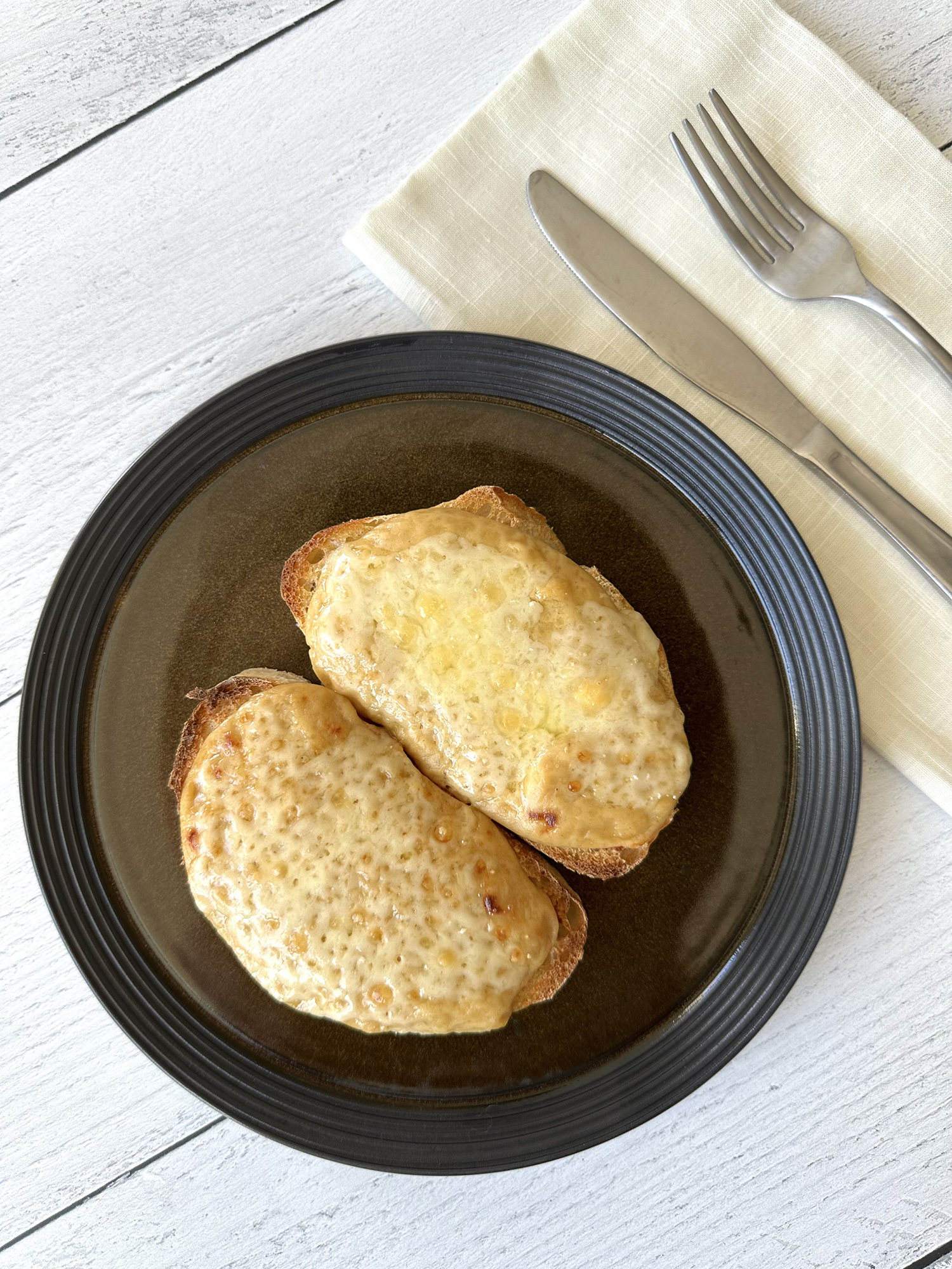 welsh-rarebit-decadent-cheese-toast-delight-2